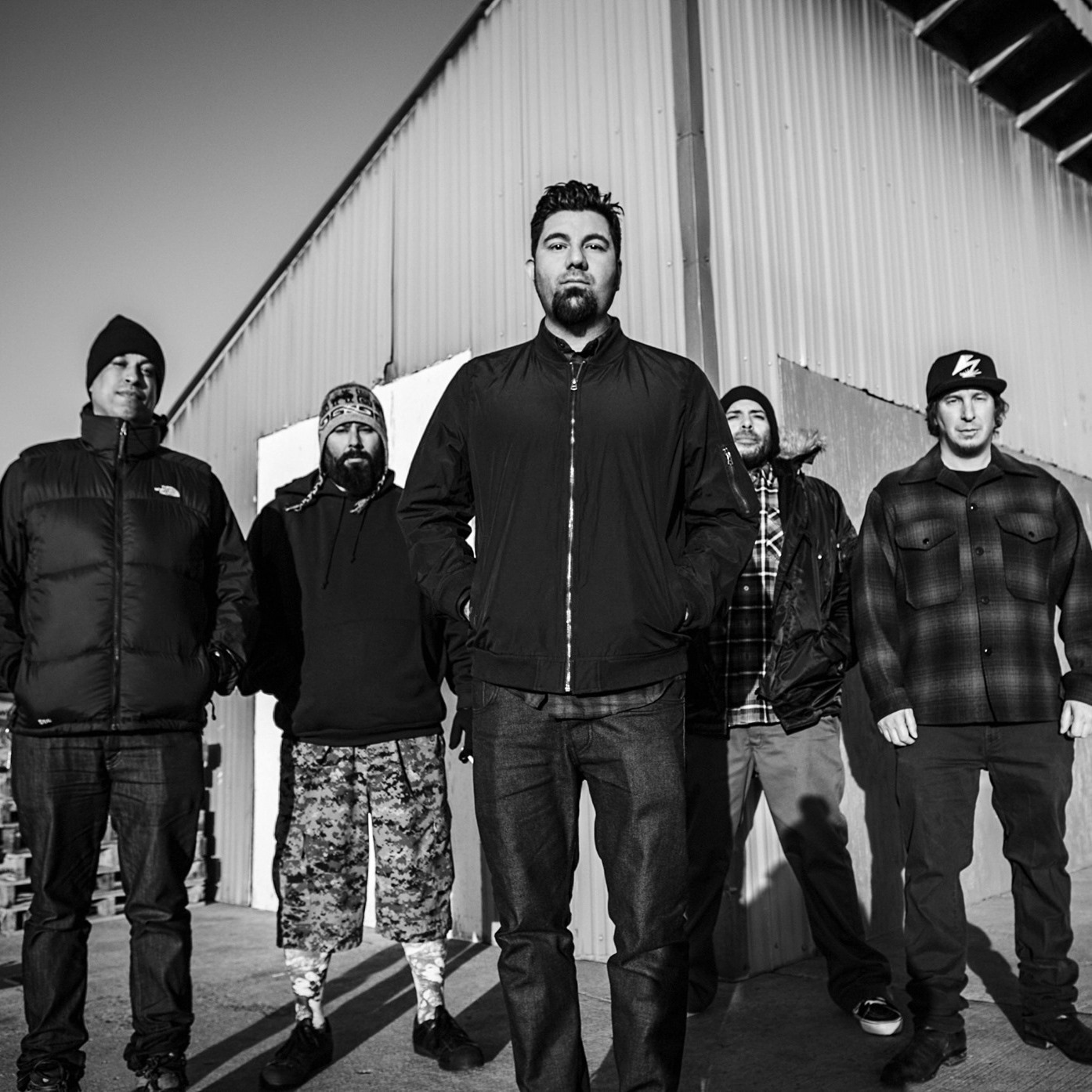 Deftones anuncia la portada y nombre de su nuevo disco y lanza su