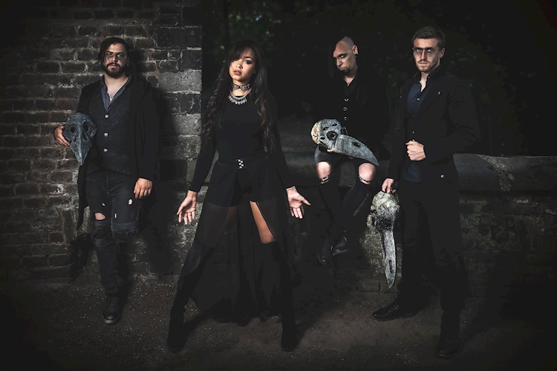 Entrevista – Interview: Melissa Bonny, cantante de Ad Infinitum