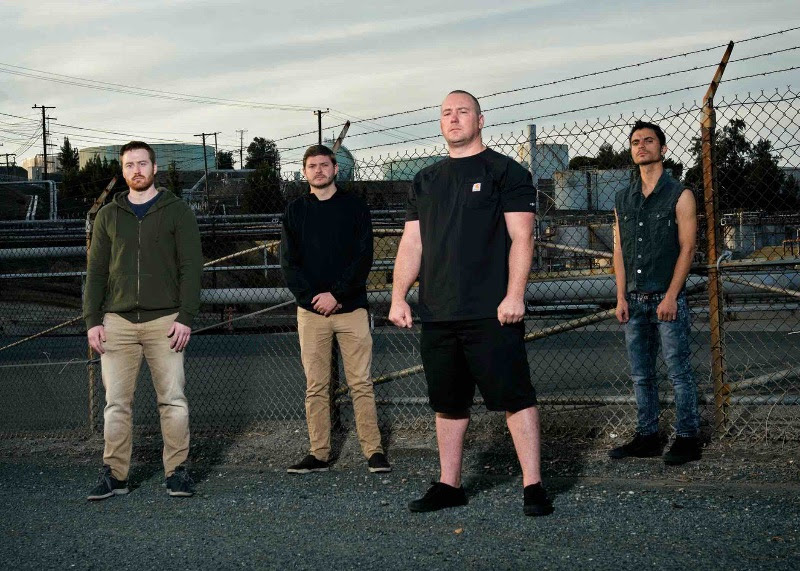 Entrevista – interview: Almost Dead