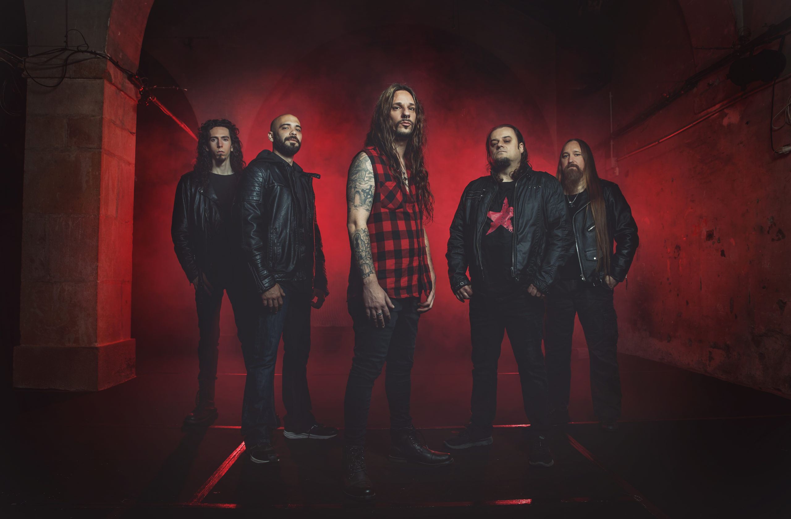 Ravenblood ficha por On Fire Records y sacará su nuevo disco el 1 de octubre