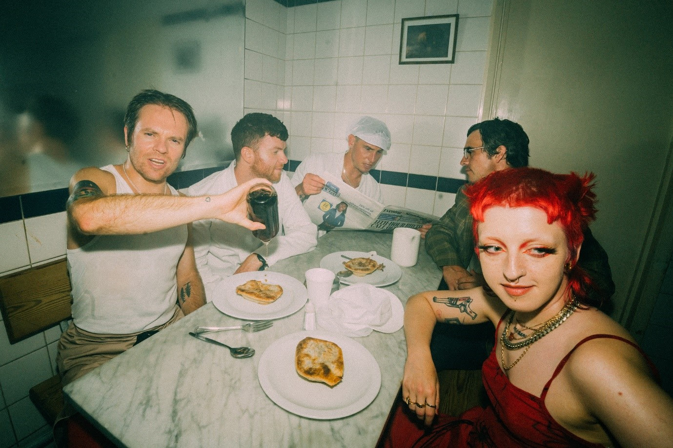 ENTER SHIKARI estrenan el vídeo de su nuevo single  ‘Bull’ (feat. Cody Frost)